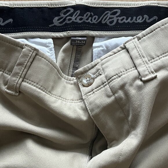 Eddie Bauer Men's Classic Flex Wrinkle-Resistant Sport Chinos-Khaki-Size 34X34 - Picture 5 of 6